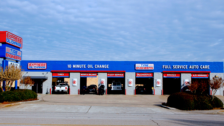 Express Oil Change & Tire Engineers - Sanderson Rd | Huntsville, AL 35814
