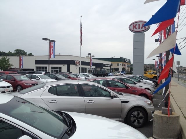Gateway KIA of North Brunswick in North Brunswick, NJ 08902