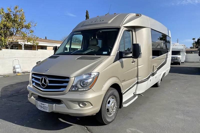 2015 Leisure Travel Van Leisure Travel Van Serenity S24CB 24ft for Sale