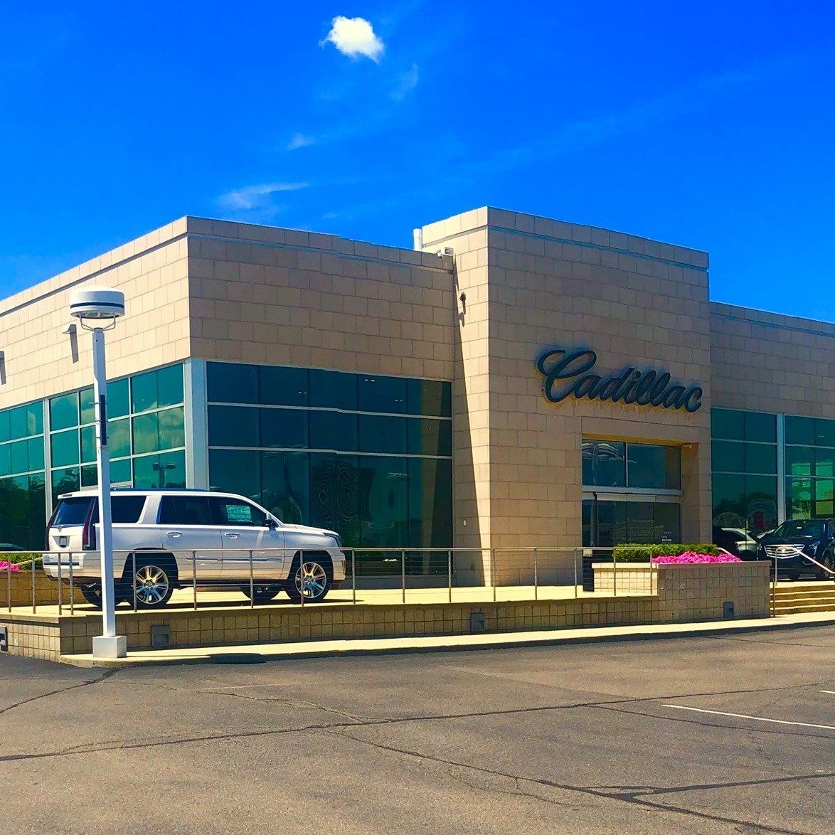 Suburban Cadillac of Troy in Troy, MI 48084