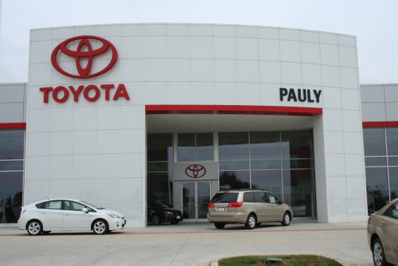 Pauly Toyota in Crystal Lake, IL 60014