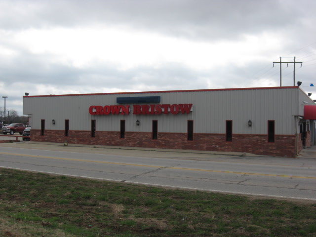 Crown Autoworld Bristow in Bristow, OK 74010