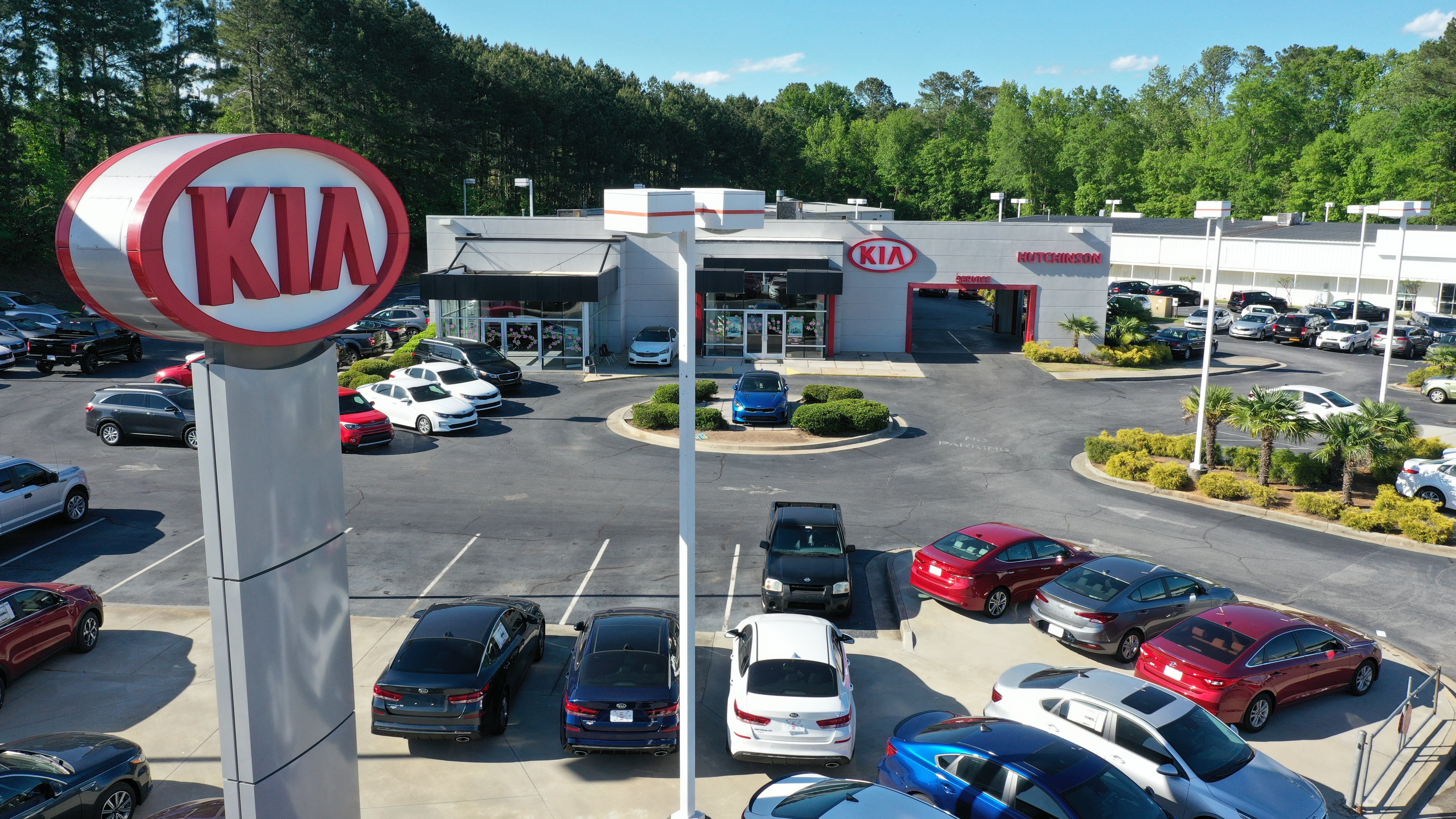Hutchinson Kia of Macon in Macon, GA 31210
