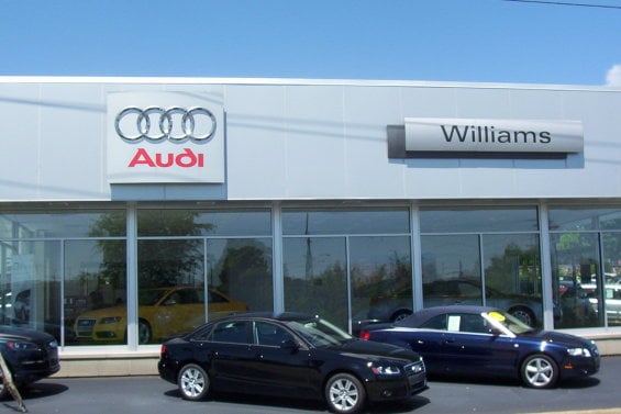 Williams Autoworld Okemos in Okemos, MI 48864