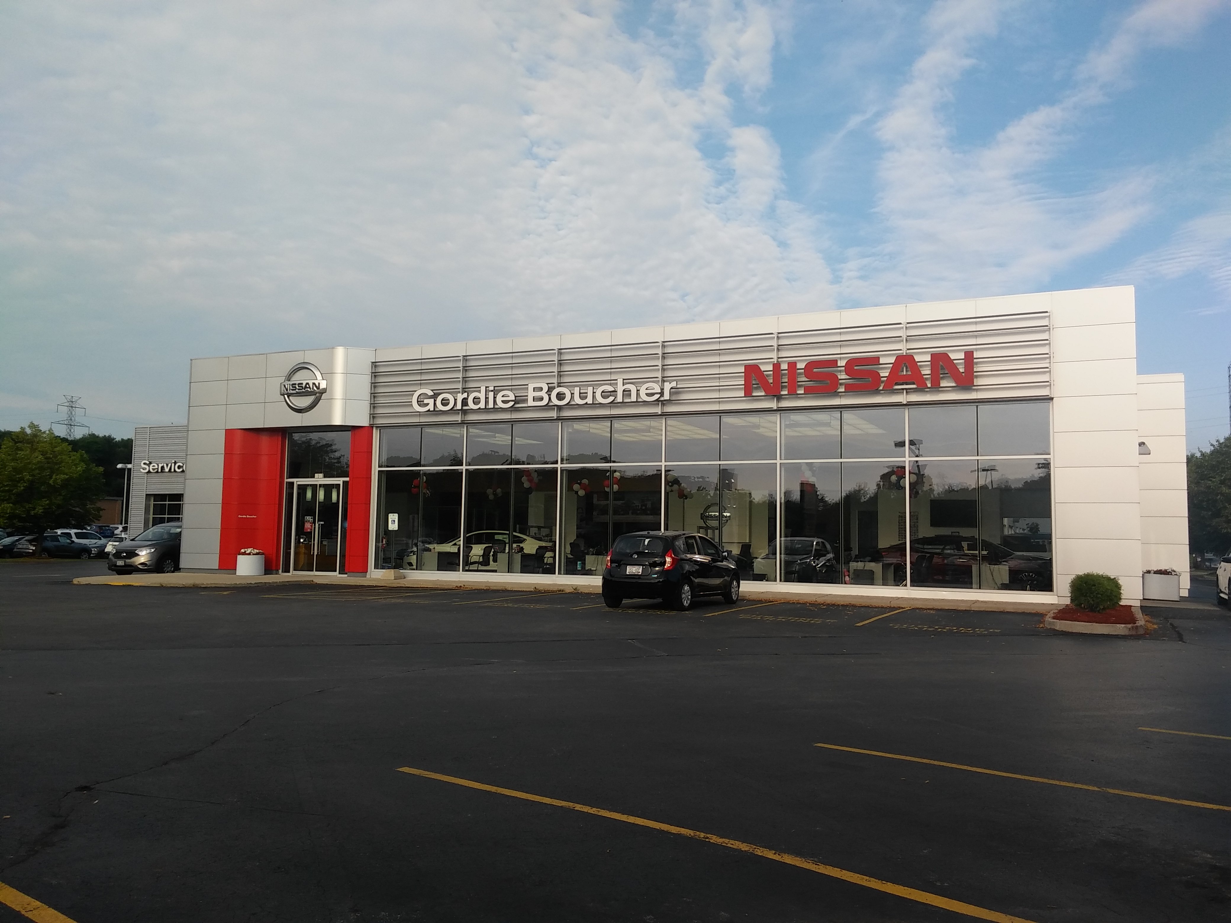Gordie Boucher Nissan of Greenfield in Greenfield, WI 53228