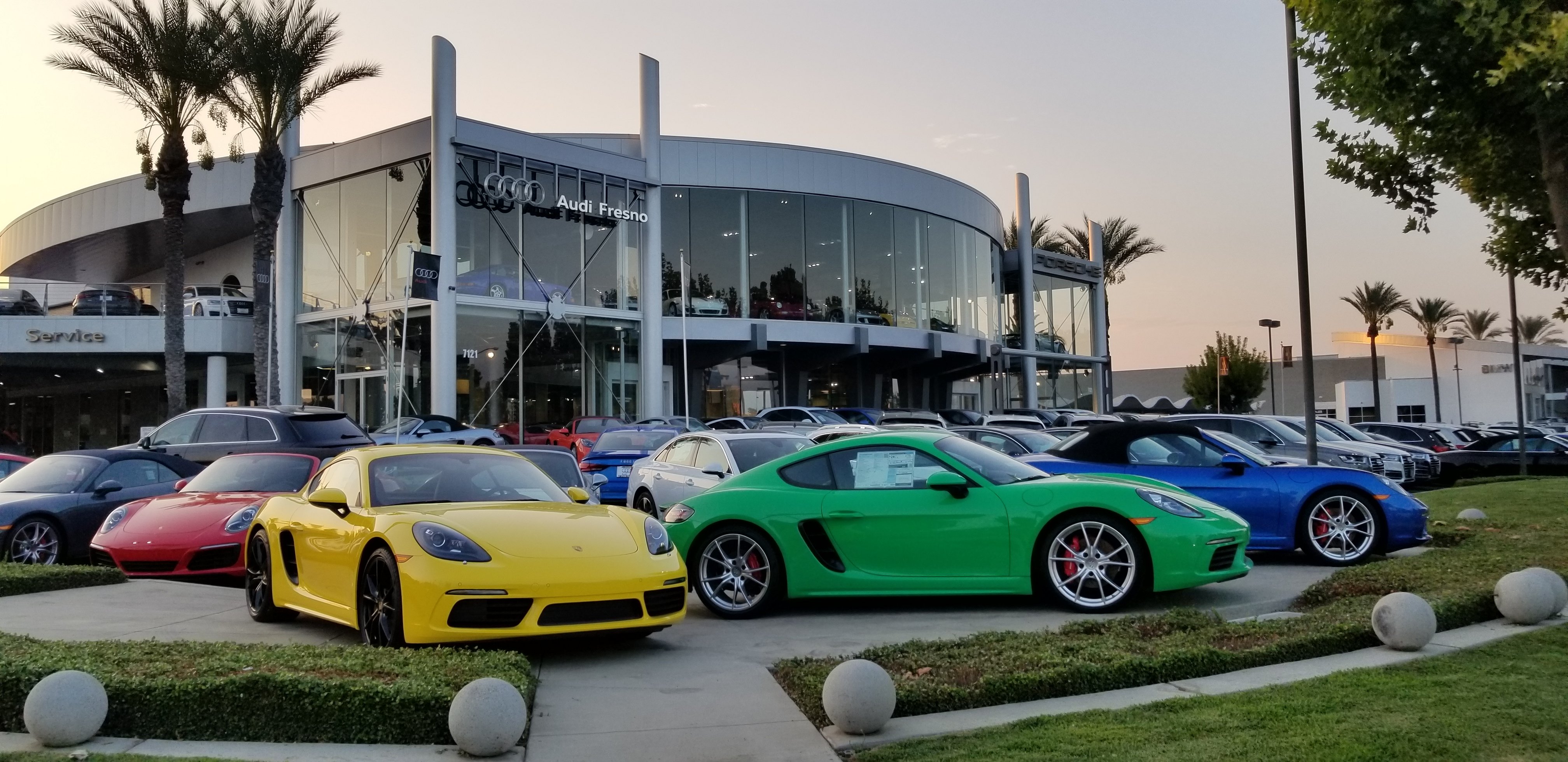 Porsche Audi Fresno in Fresno, CA 93650