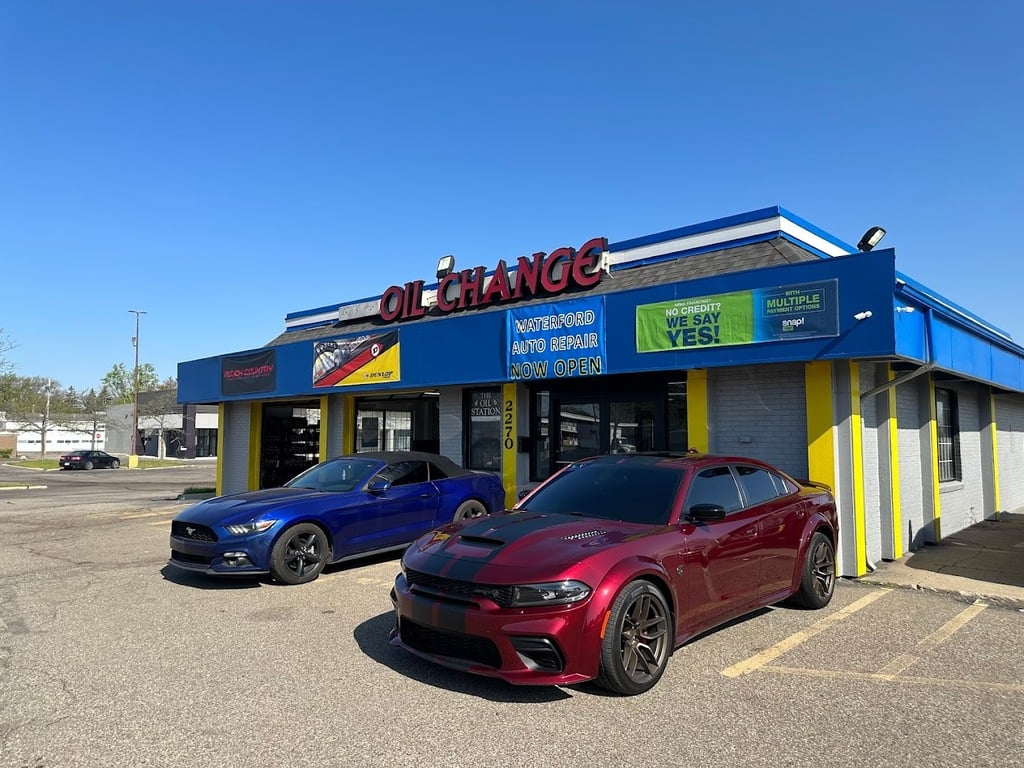 Elizabeth Lake Road Service Center | Waterford, MI 48328