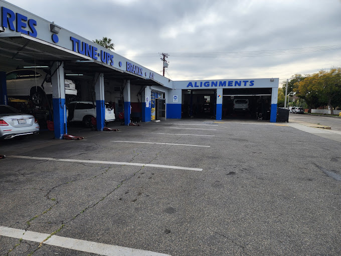 Euro Car Clinic | Fullerton, CA 92832