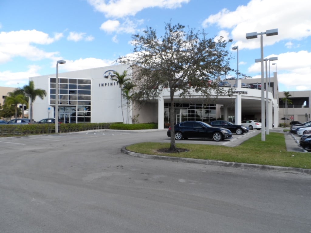 Sawgrass INFINITI in Tamarac, FL 33321