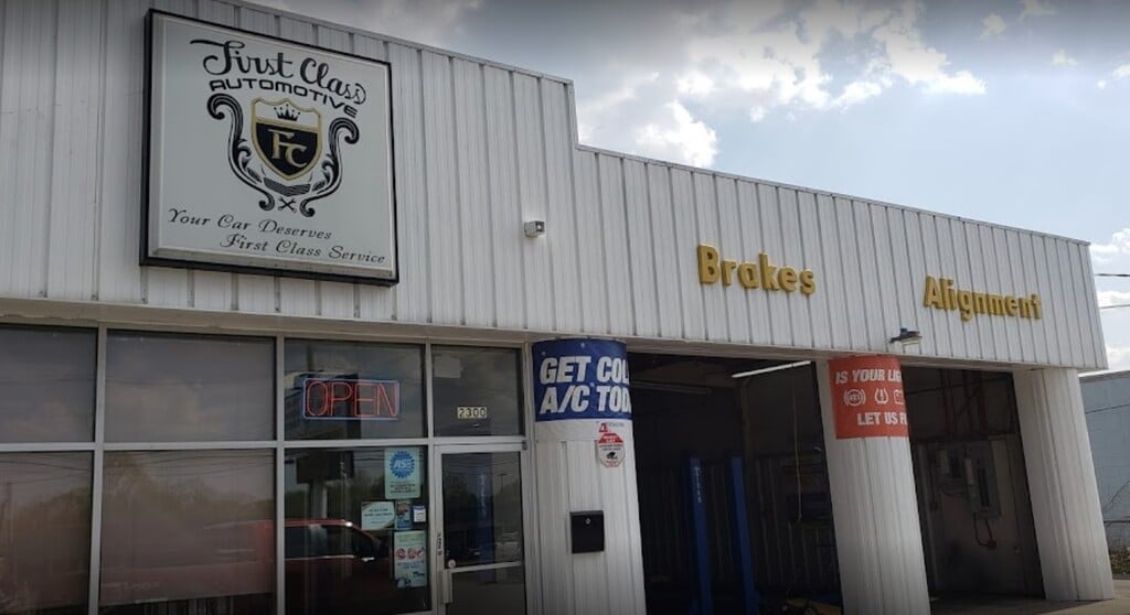 First Class Auto Service | Louisville, KY 40218