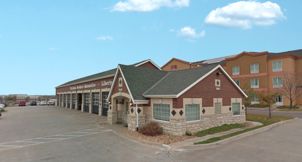 Christian Brothers Automotive Liberty | Kansas, MO 64158