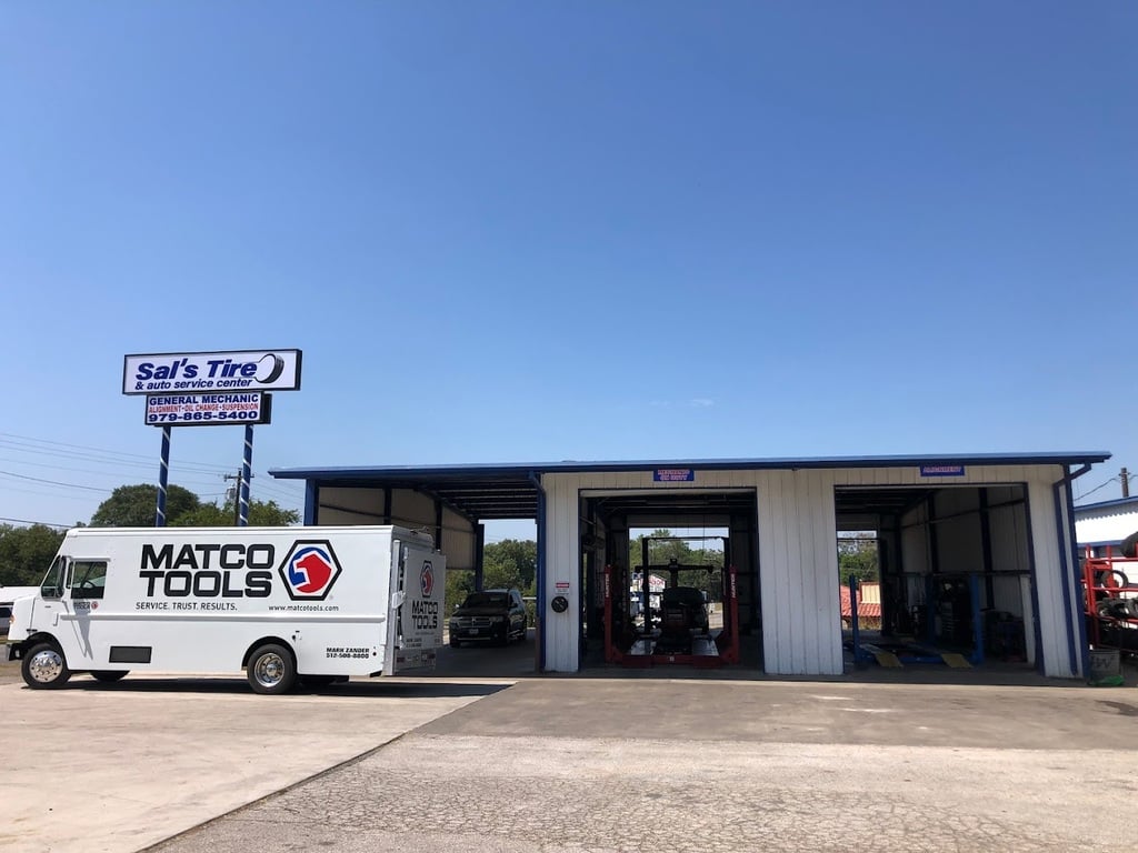 Sals Tire Auto Service | Bellville, TX 77418