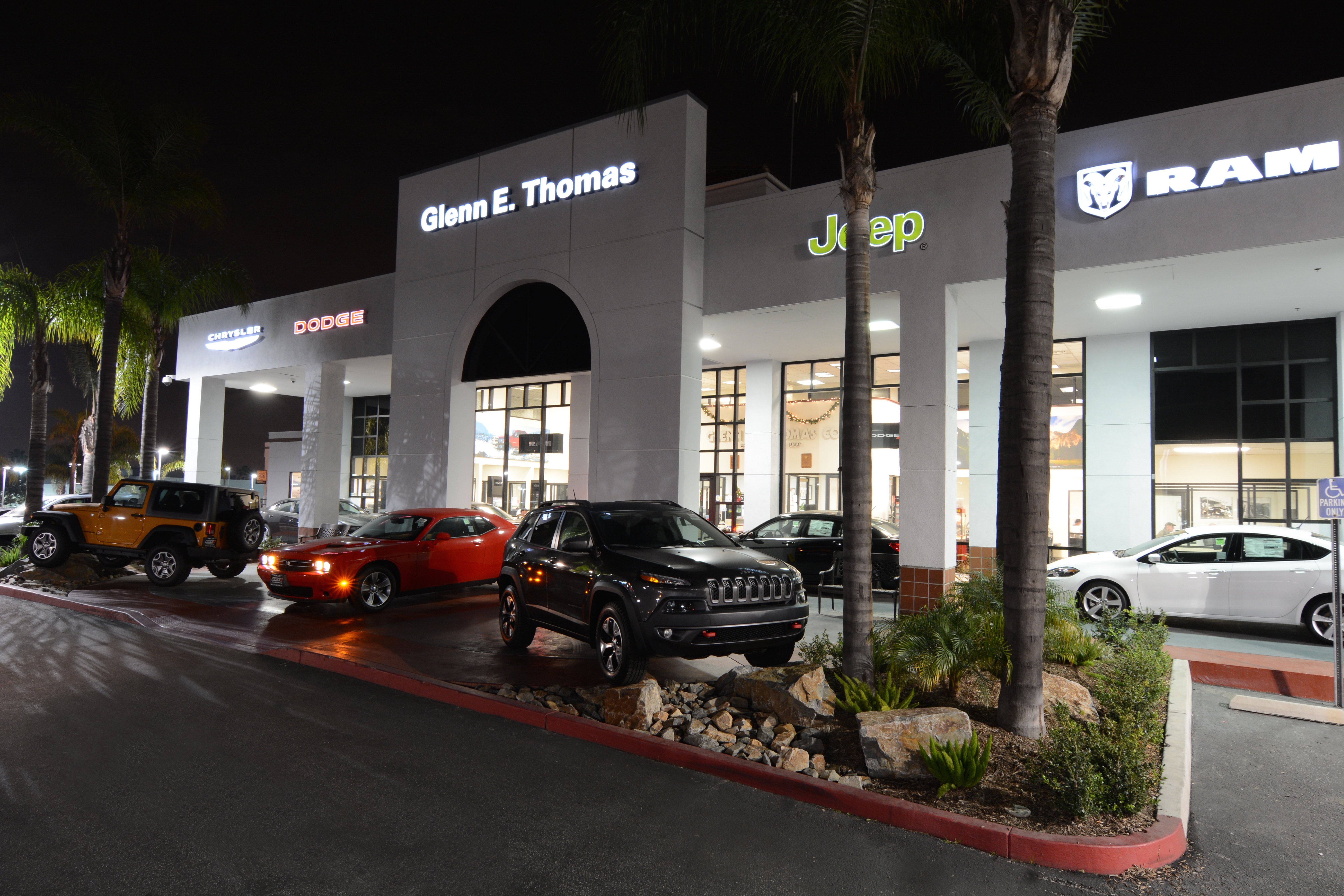 Glenn E. Thomas Dodge Chrysler Jeep in Signal Hill, CA 90755