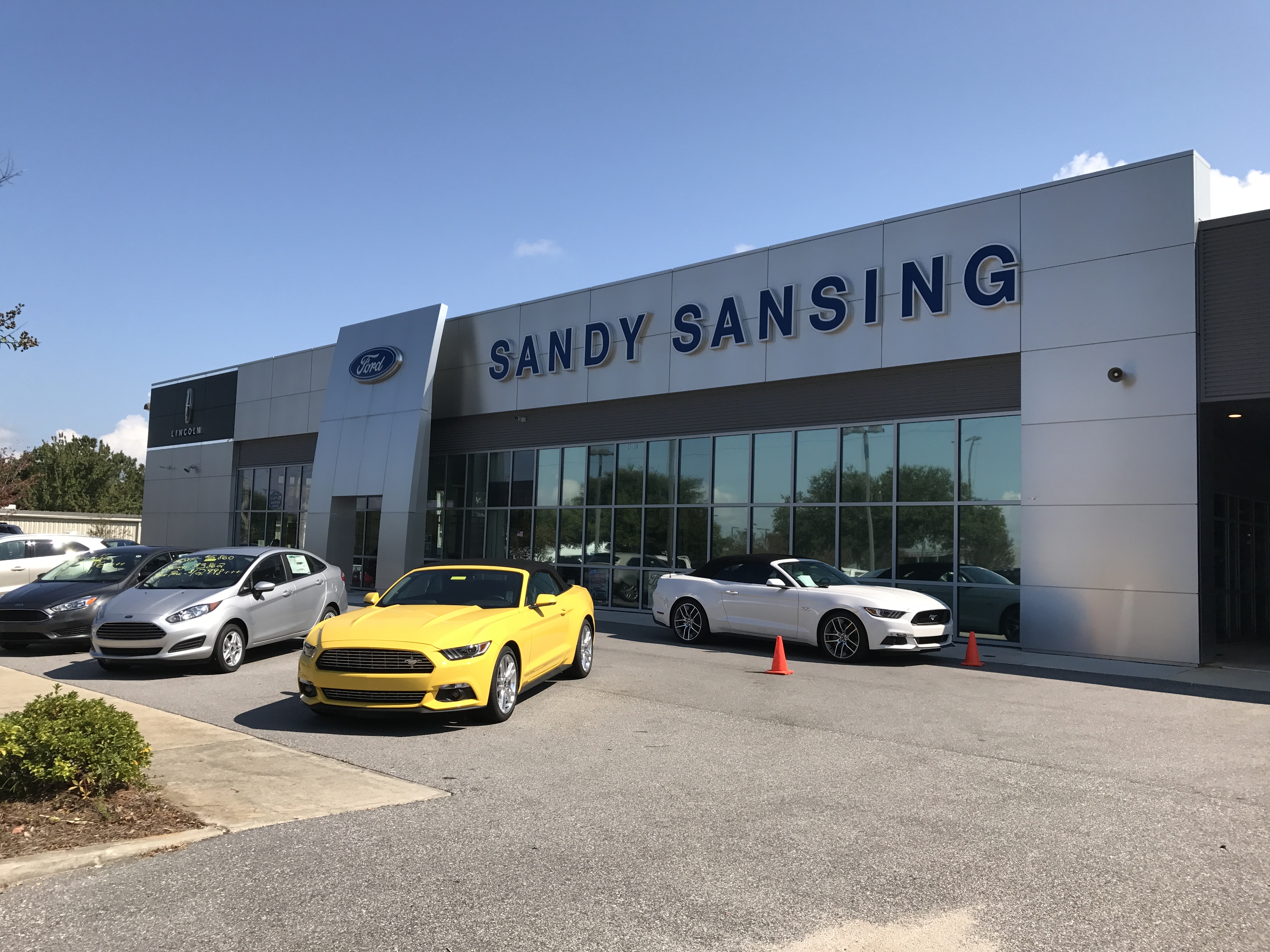 Sandy Sansing Lincoln in Daphne, AL 36526