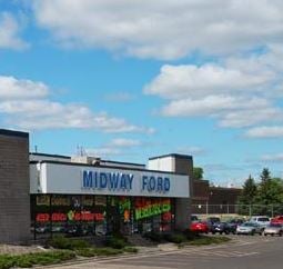 Midway Ford Roseville in Roseville, MN 55113
