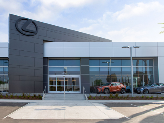 Longo Lexus in El Monte, CA 91732