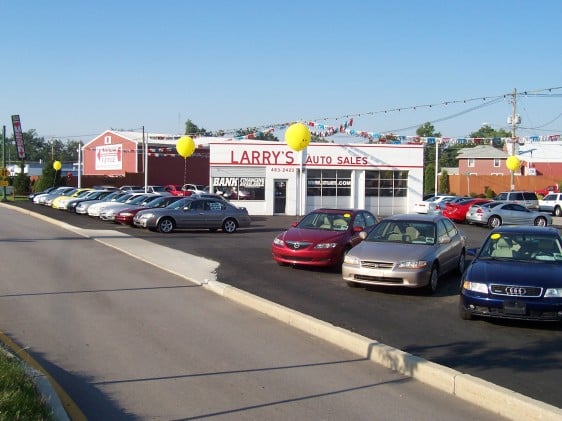 Larry's Auto Sales in Fort Wayne, IN 46805