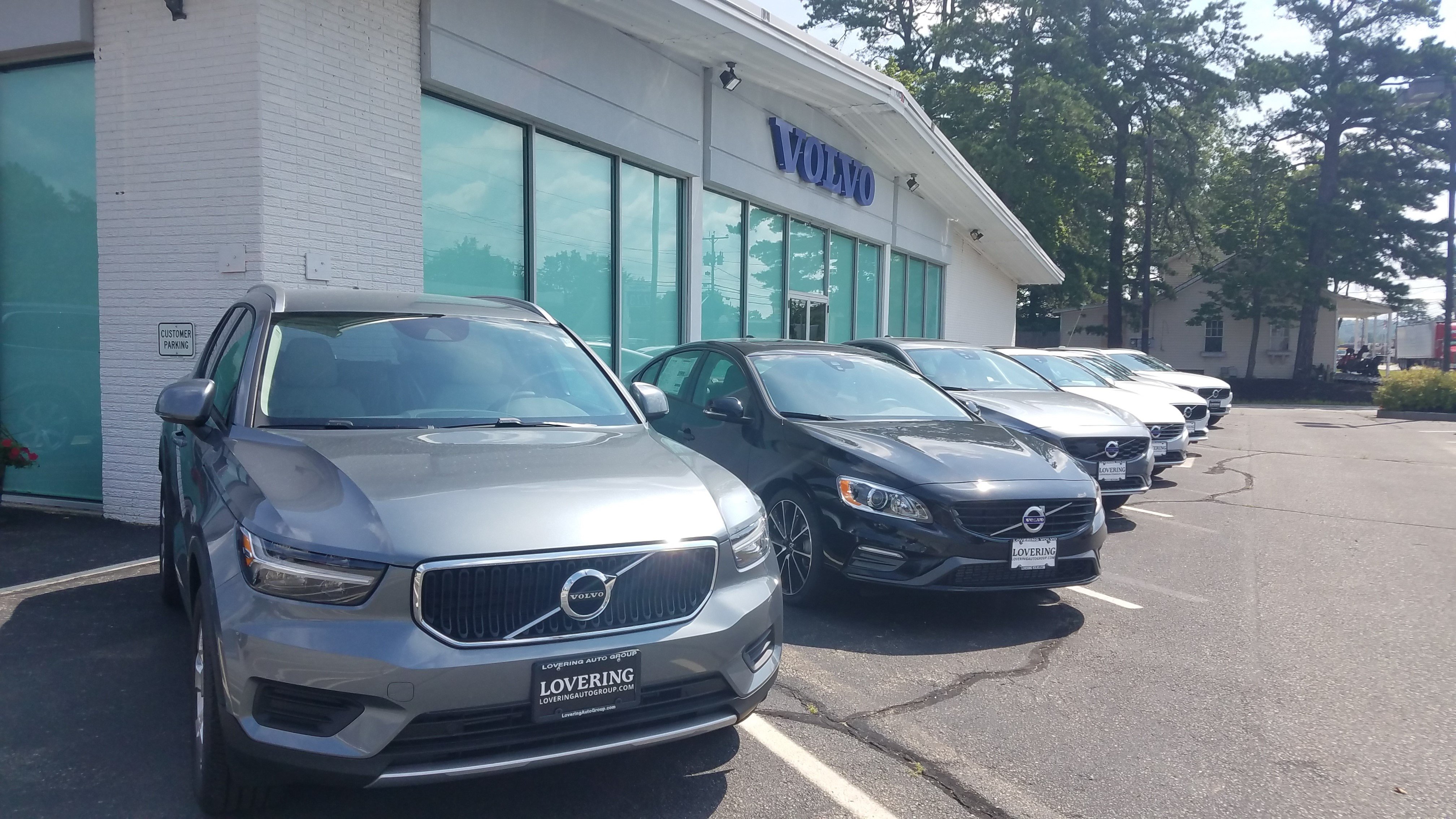 Lovering Volvo Cars Concord in Concord, NH 03301