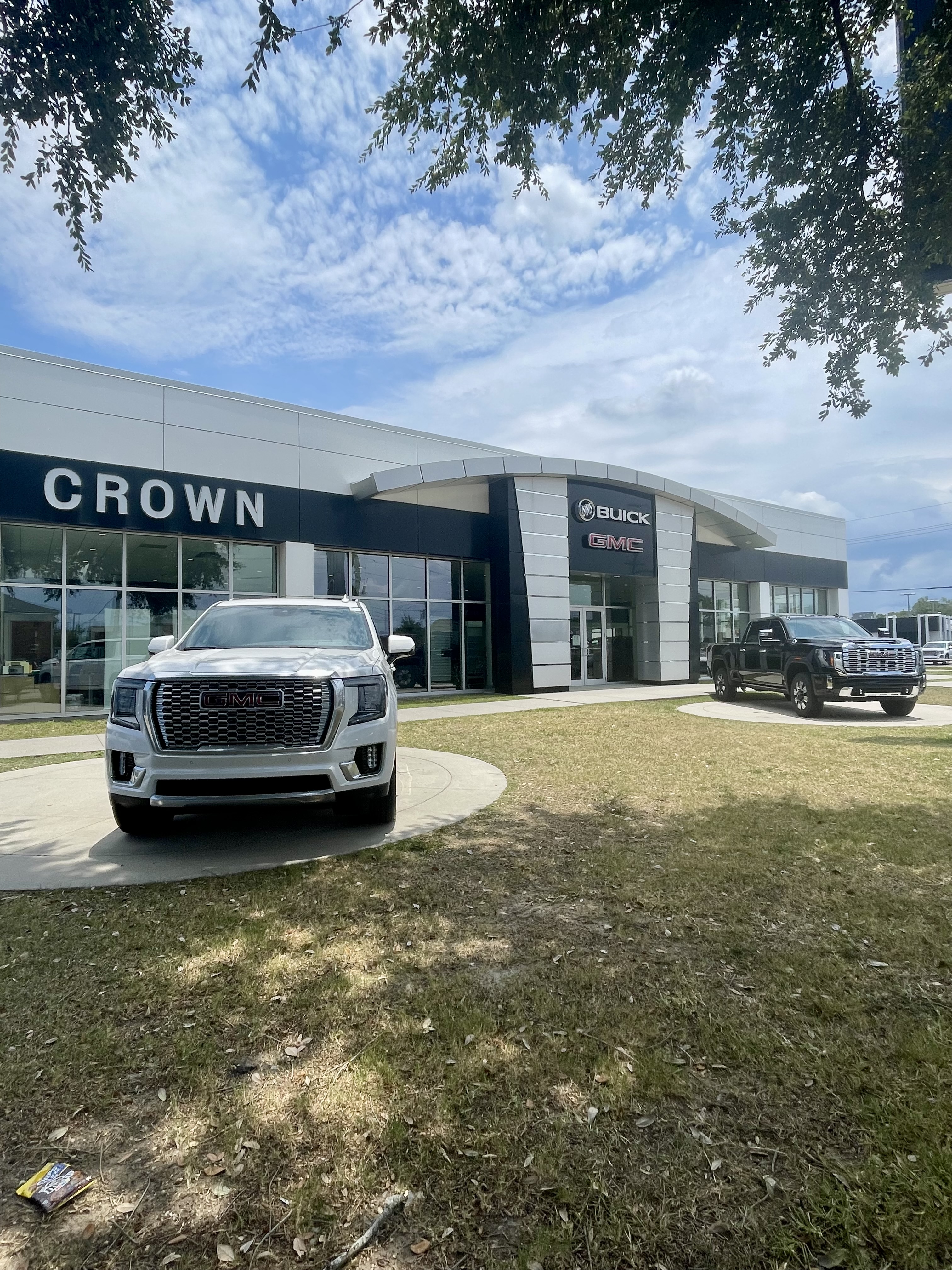 Crown Buick GMC in Metairie, LA 70001