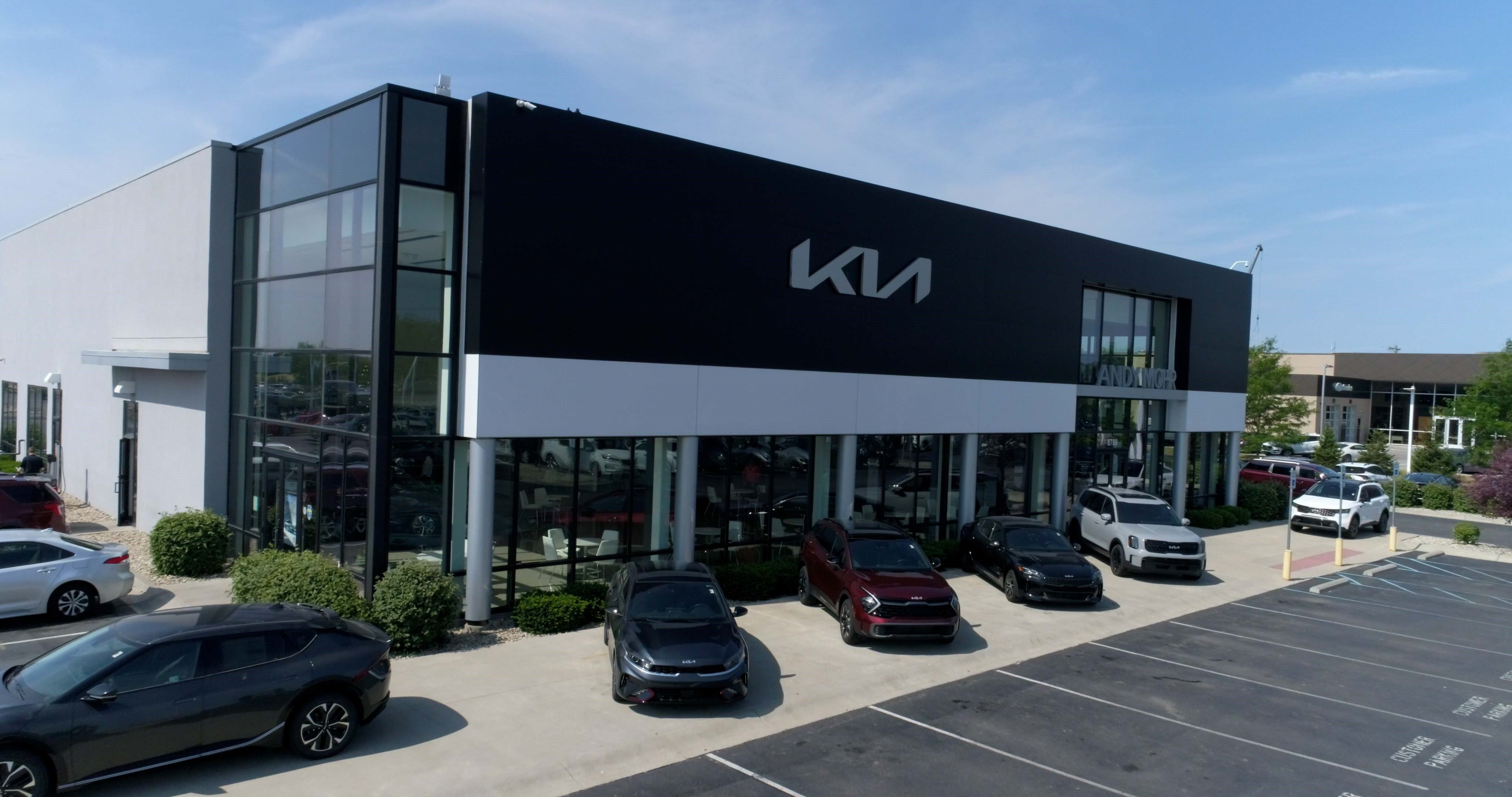 Andy Mohr KIA in Avon, IN 46123