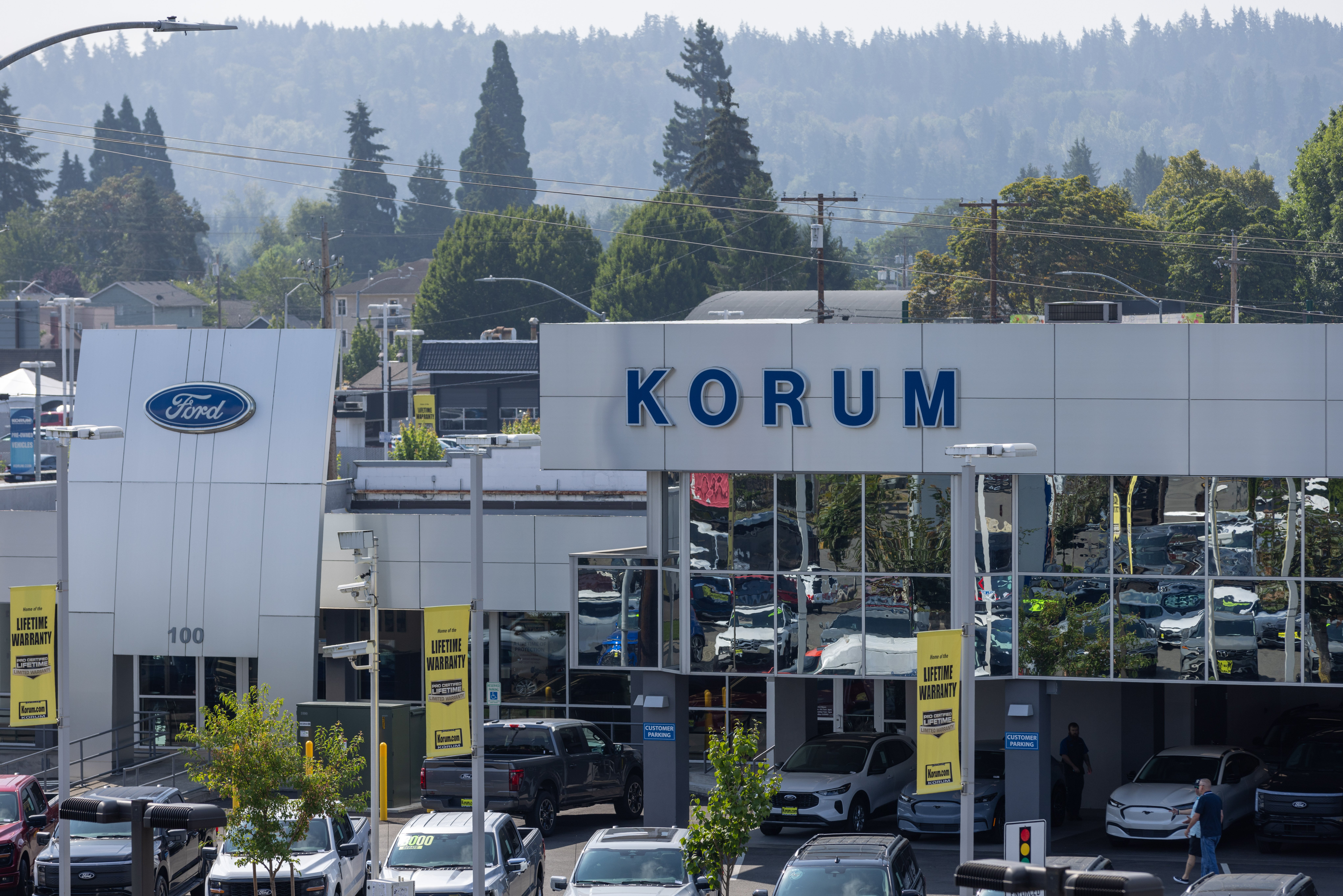Korum Automotive Group in Puyallup, WA 98371
