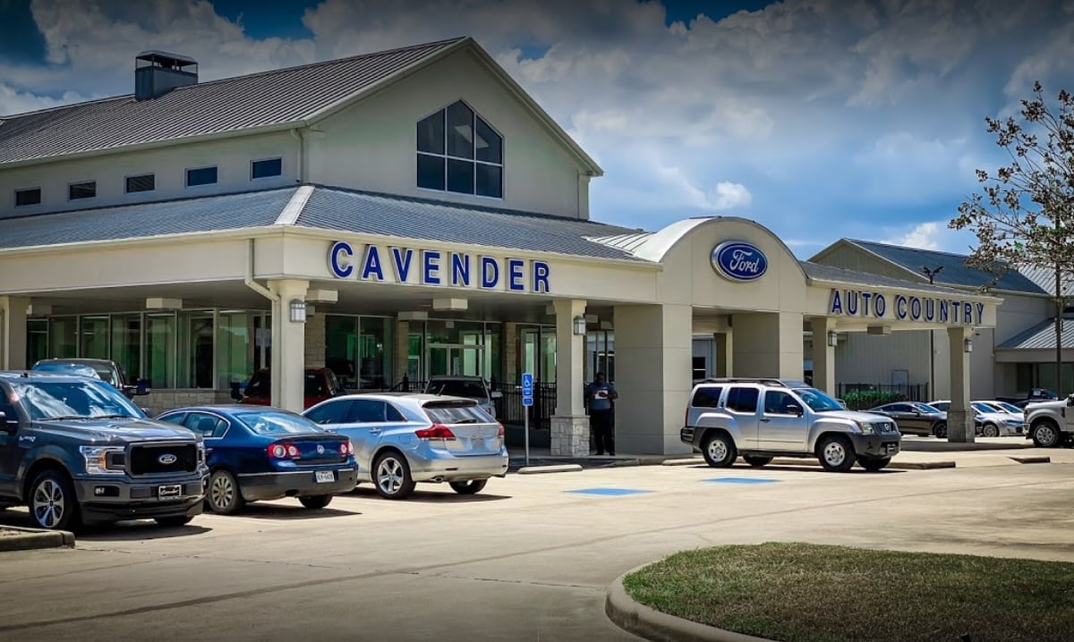 Cavender Ford in Columbus, TX 78934