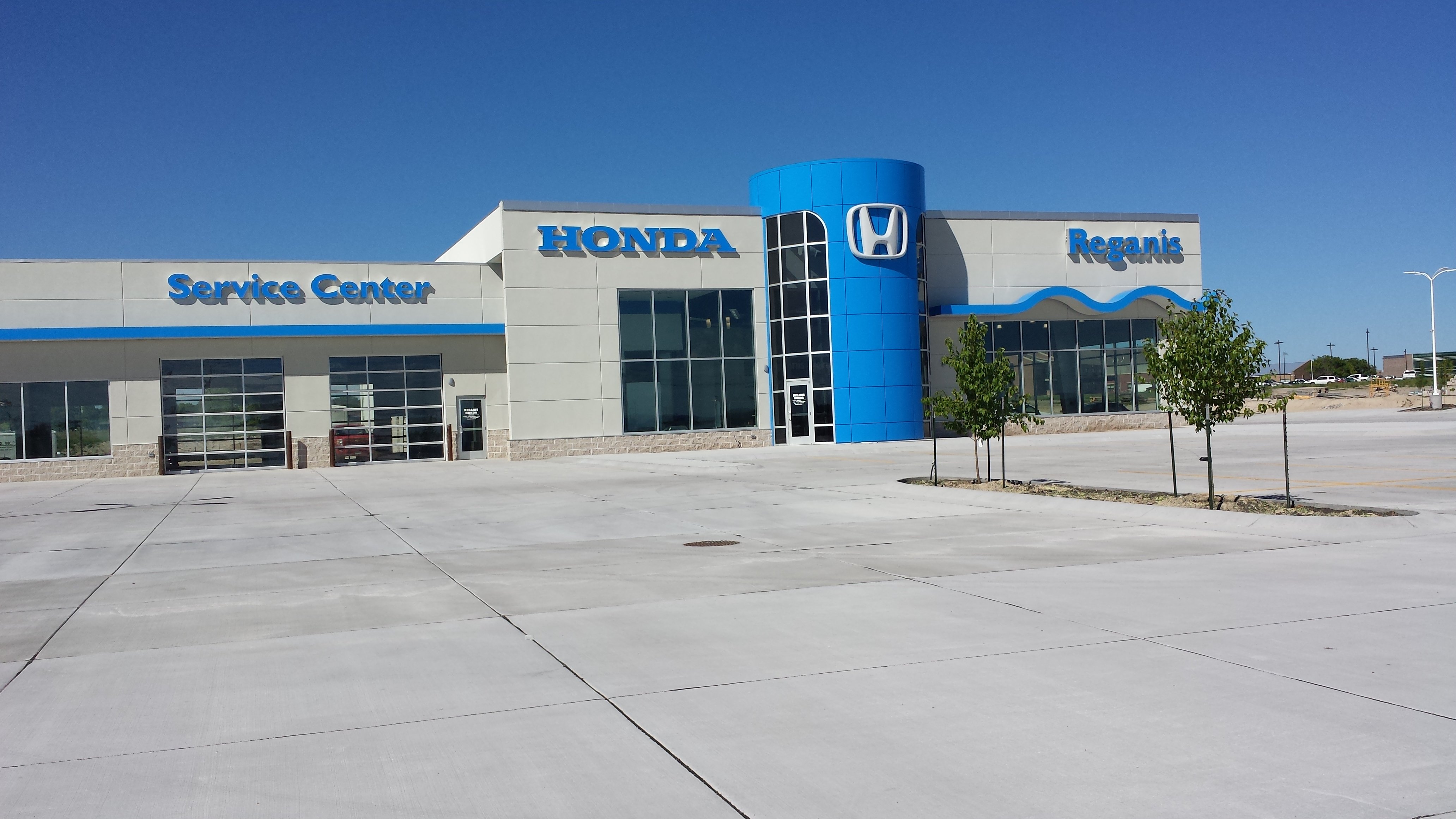Reganis Auto Center in Scottsbluff, NE 69361