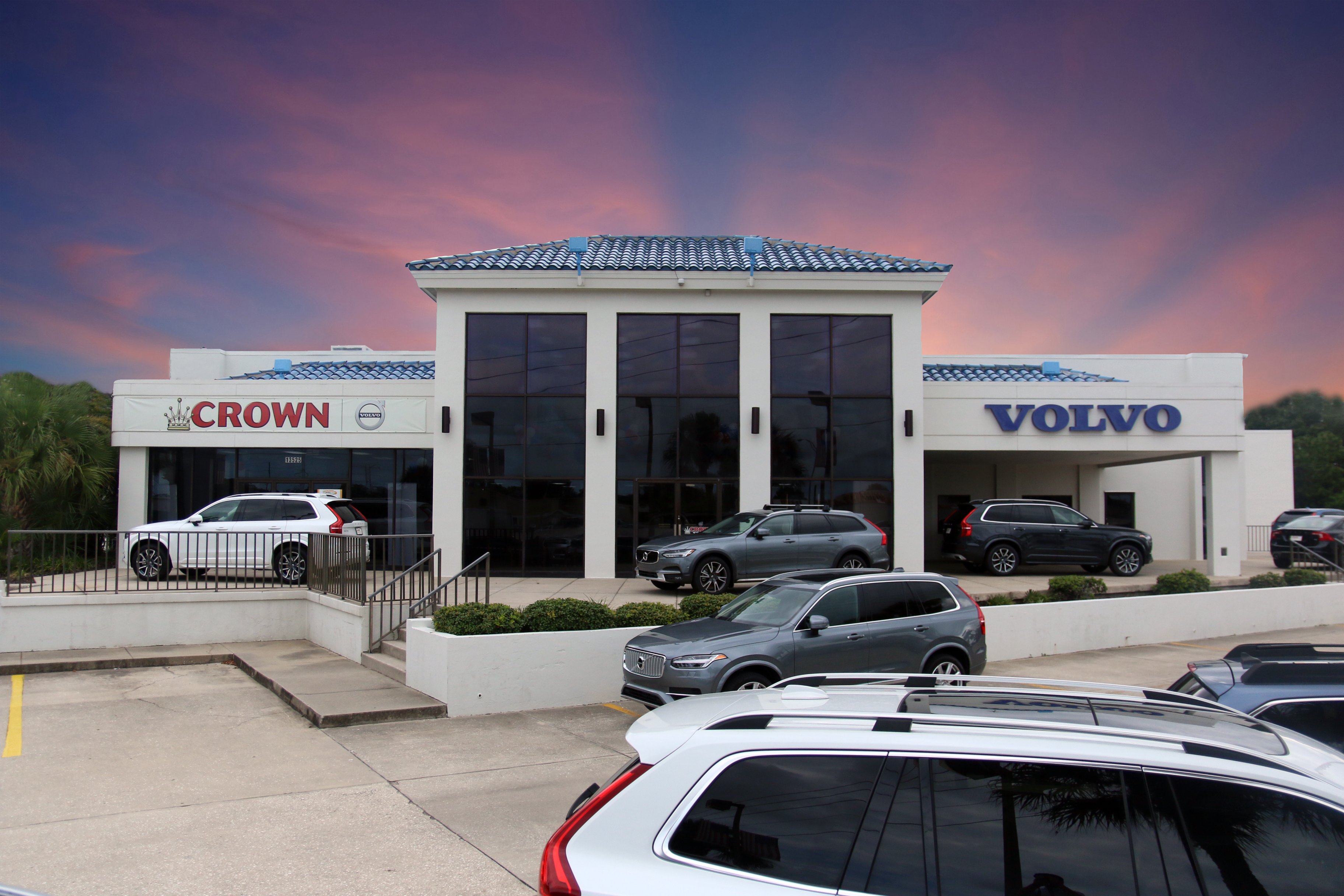 Crown Volvo Cars in St. Petersburg, FL 33714