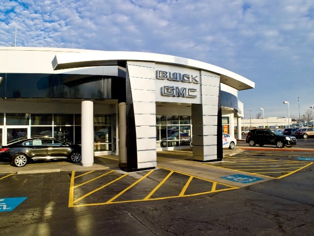 Jay Buick GMC in Bedford, OH 44146