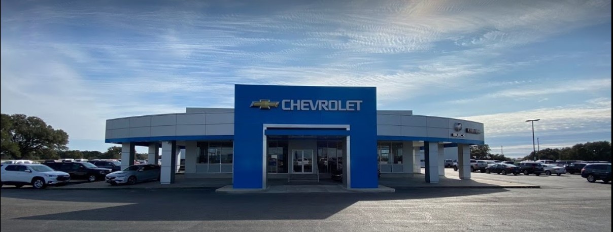 CAVENDER AUTO COUNTRY CHEVROLET BUICK GMC in Weimar, TX 78962