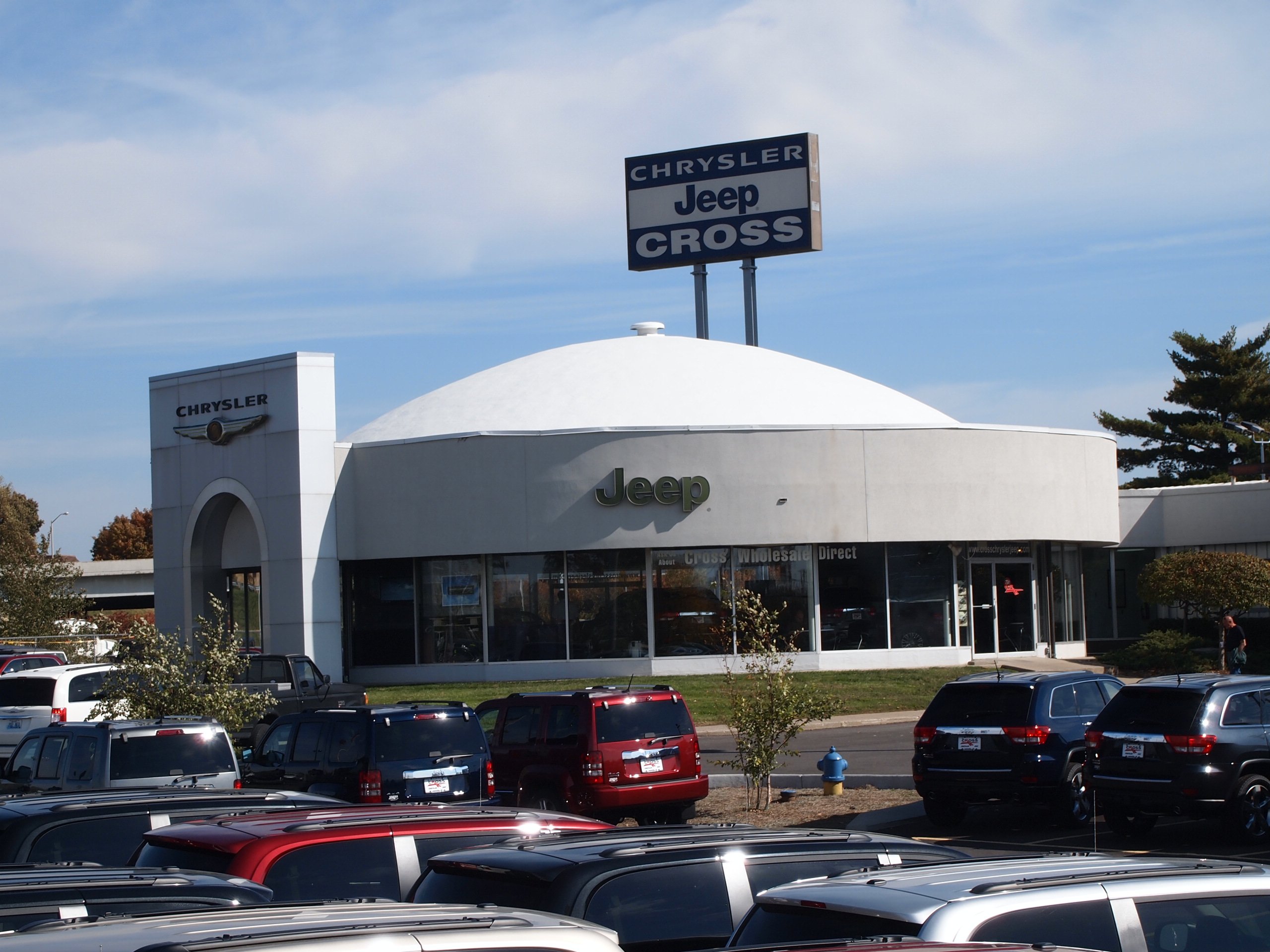 Cross Chrysler Jeep FIAT in Louisville, KY 40232