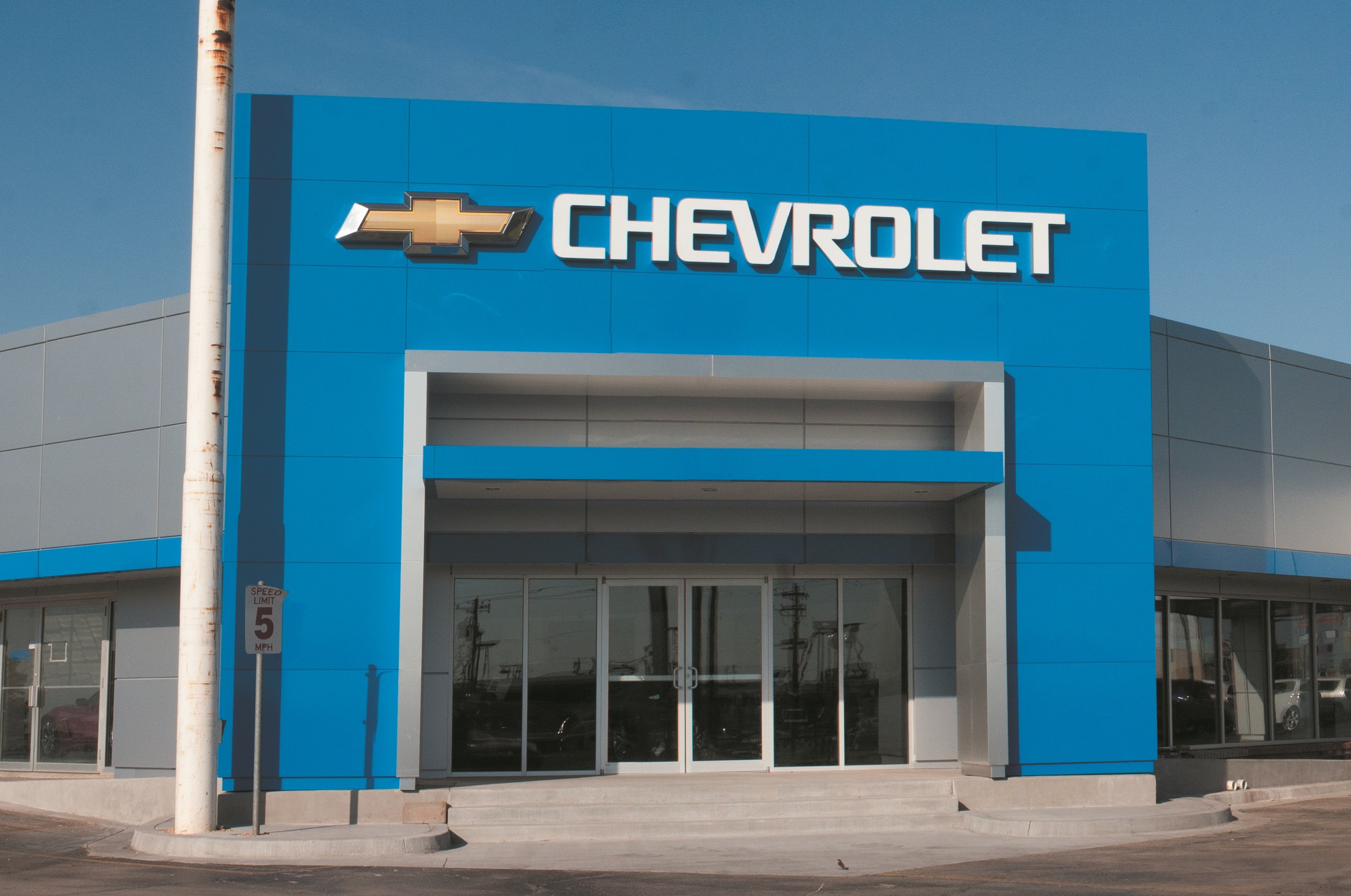 Frontier Chevrolet Co. in El Reno, OK 73036