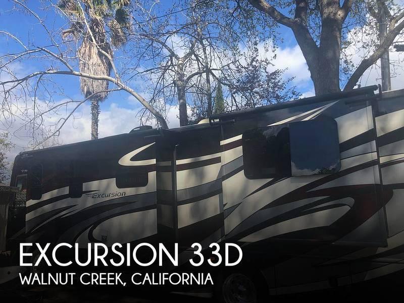 2016 Fleetwood Excursion 33D 33ft for Sale