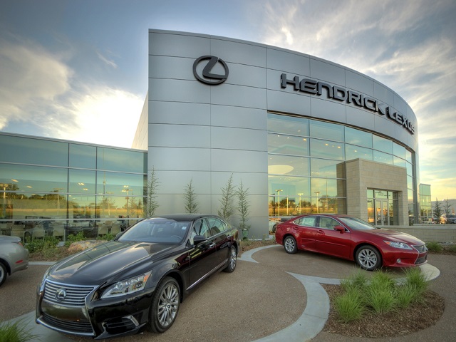 Hendrick Lexus Kansas City in Merriam, KS 66203