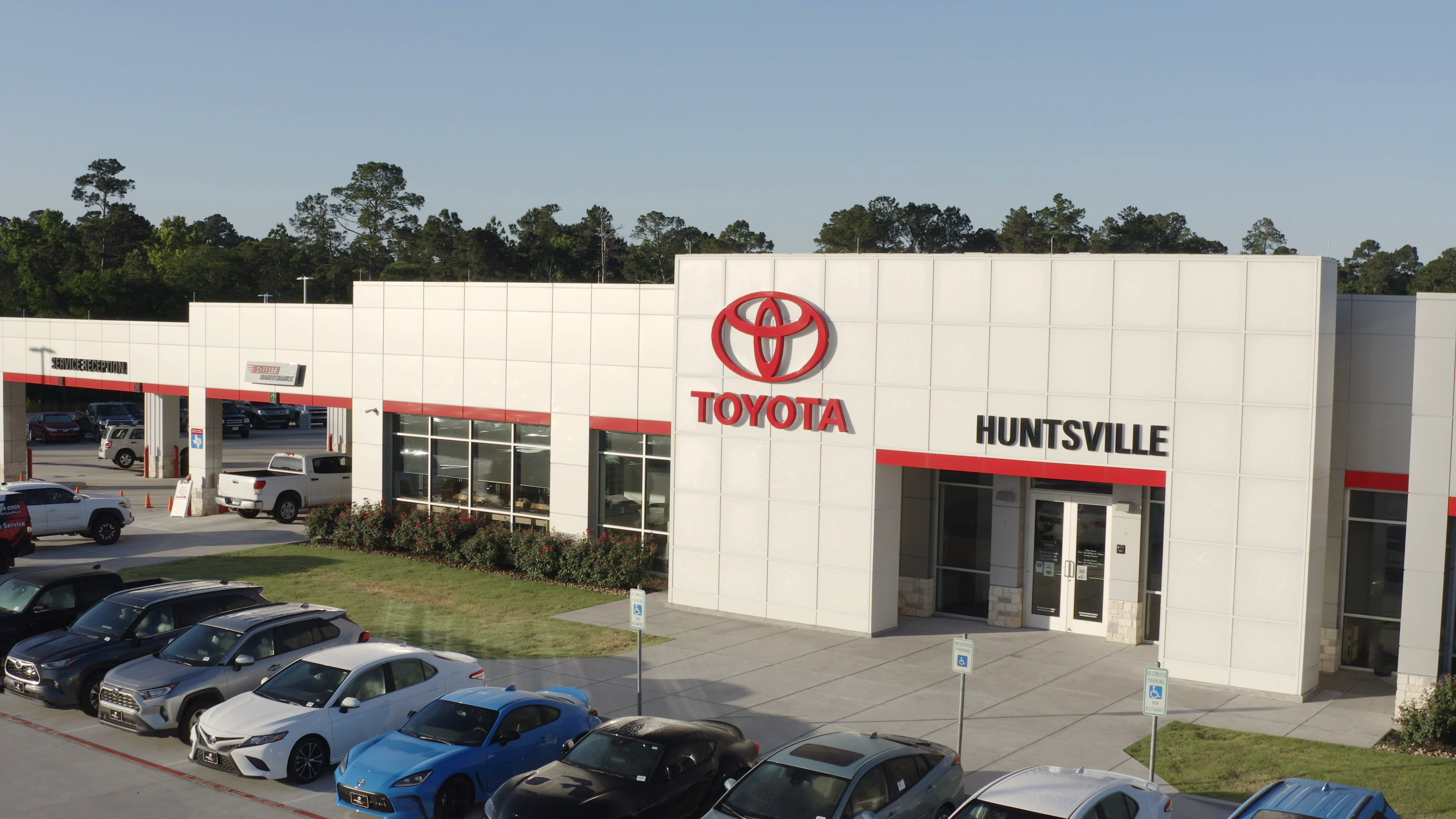 Huntsville Toyota in Huntsville, TX 77340