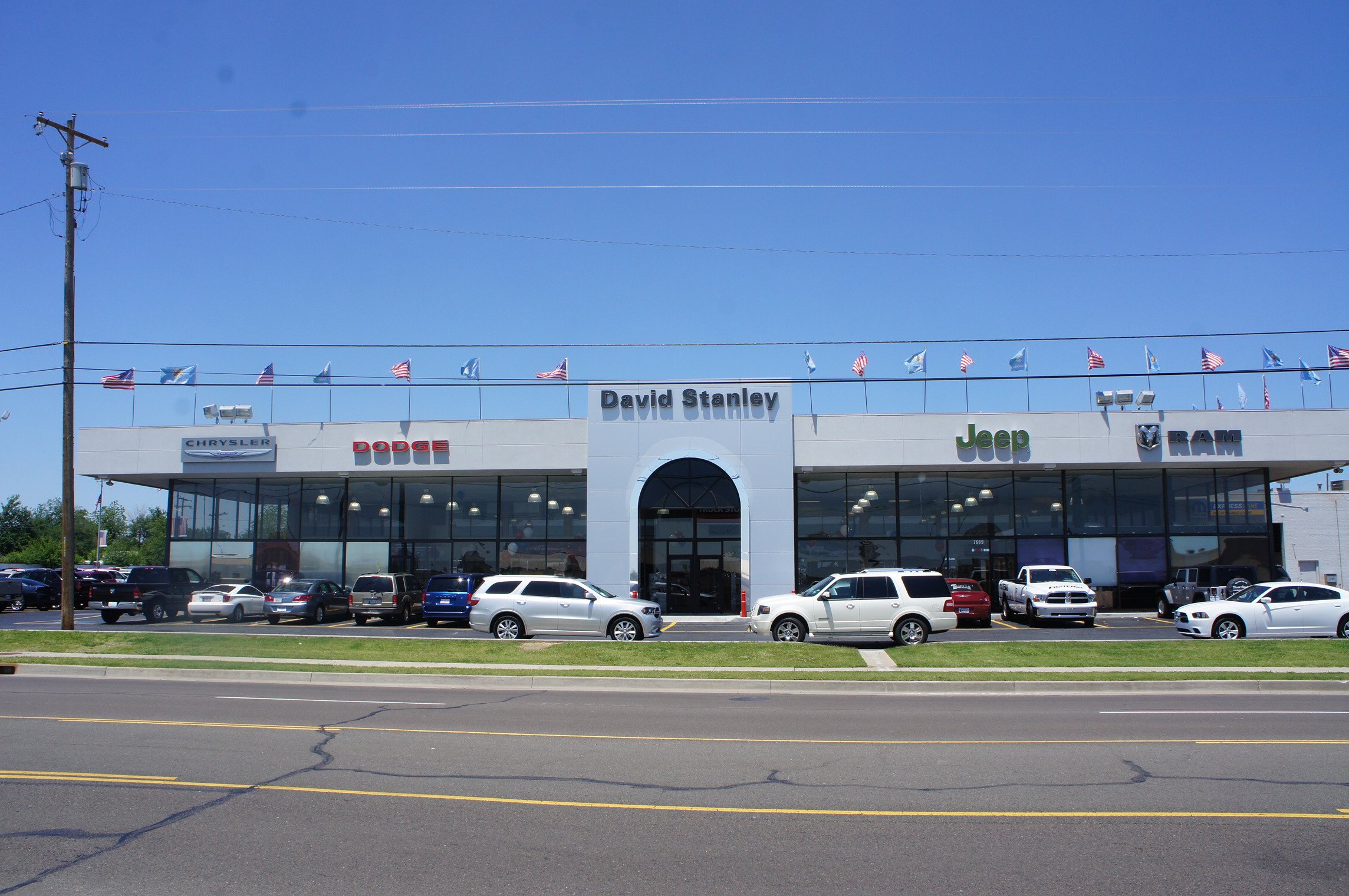David Stanley Chrysler Jeep Dodge RAM in Midwest, OK 73110
