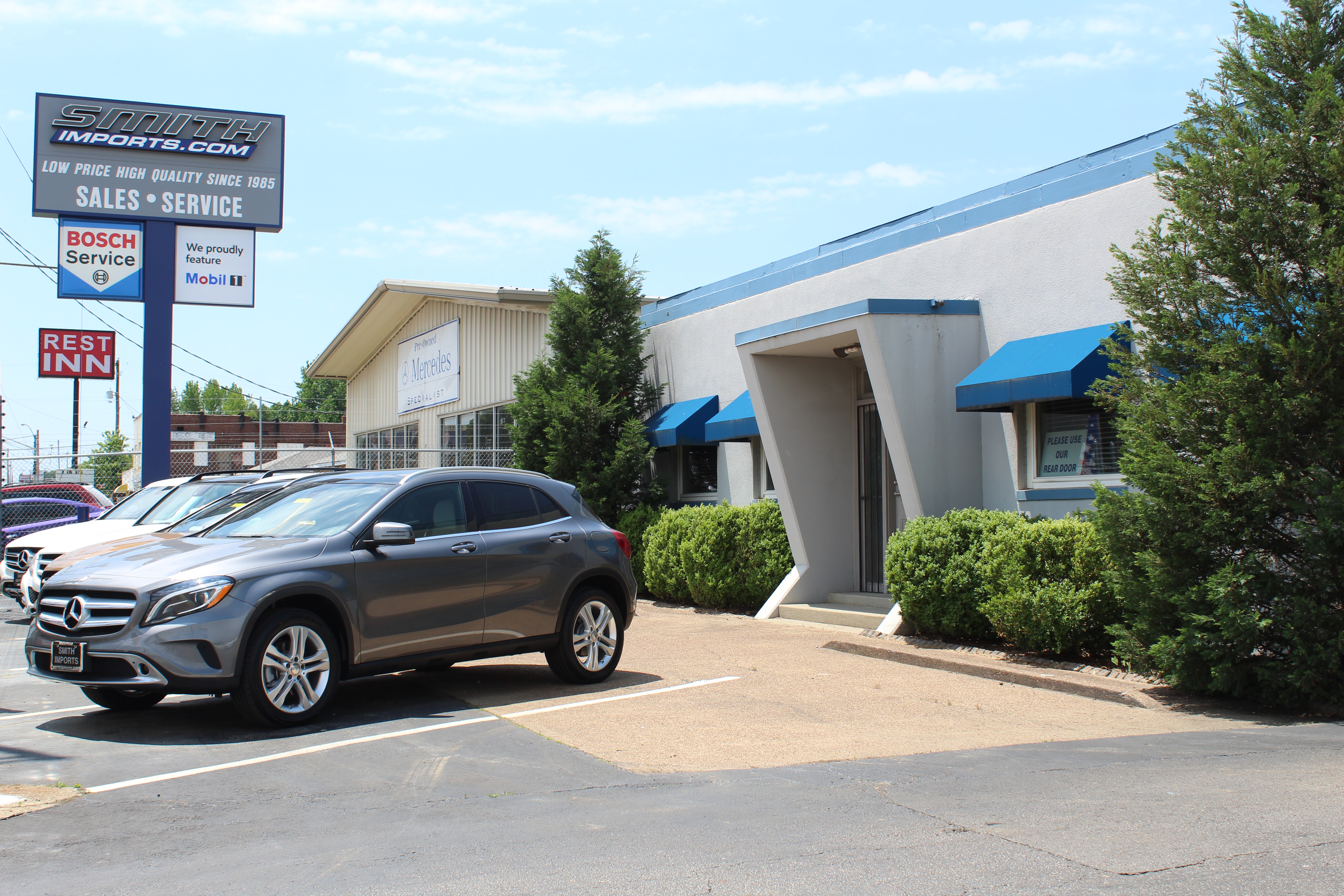 Smith Imports in Memphis, TN 38109