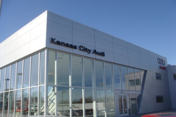 Audi Kansas City in Kansas, MO 64114