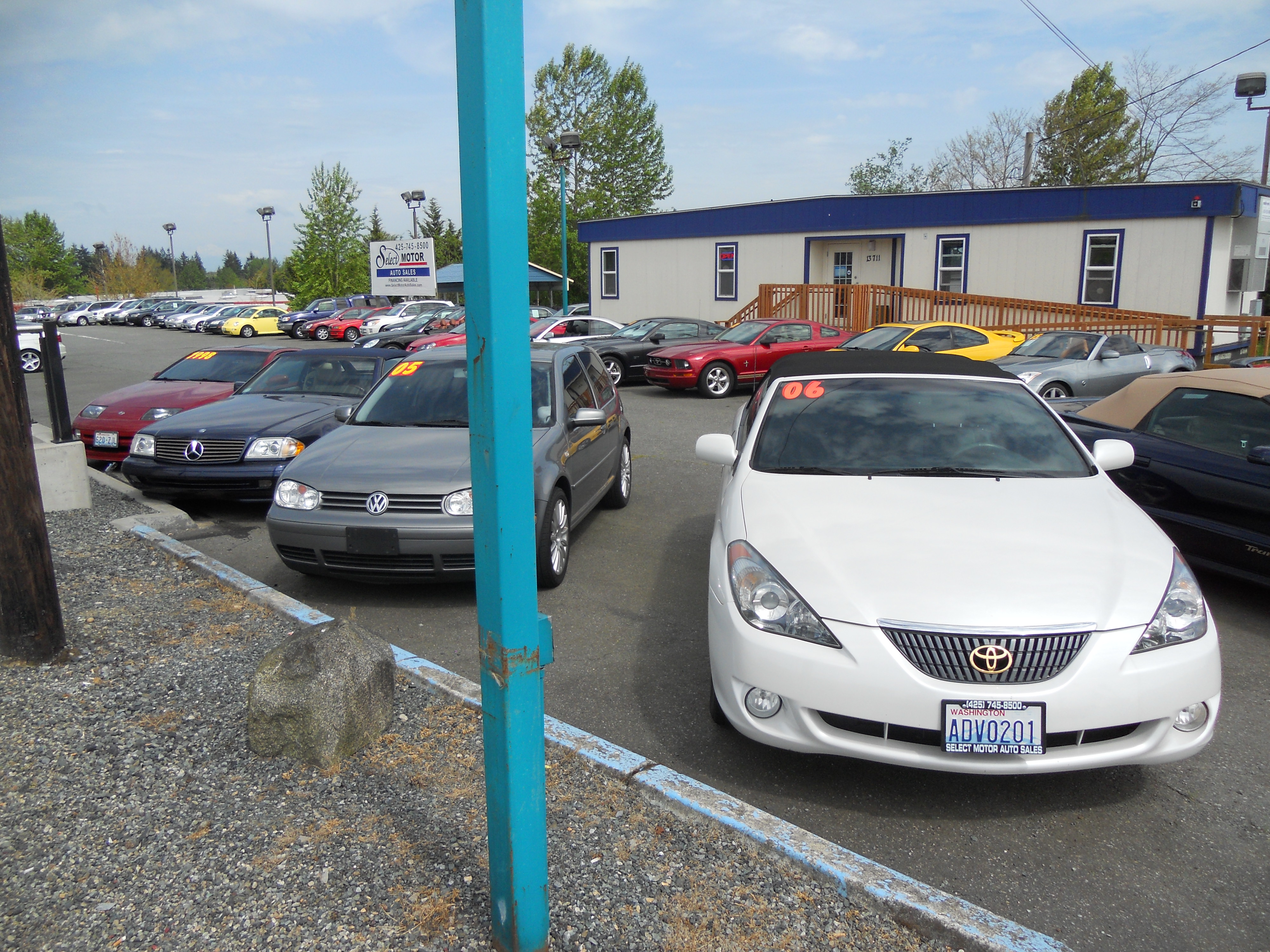 Select Motor Auto Sales in Lynnwood, WA 98087