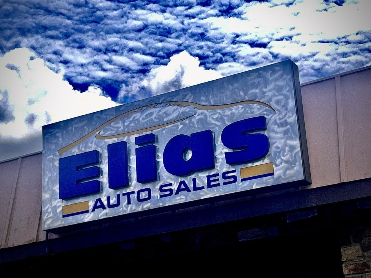 Elias Auto Sales in Allentown, PA 18103