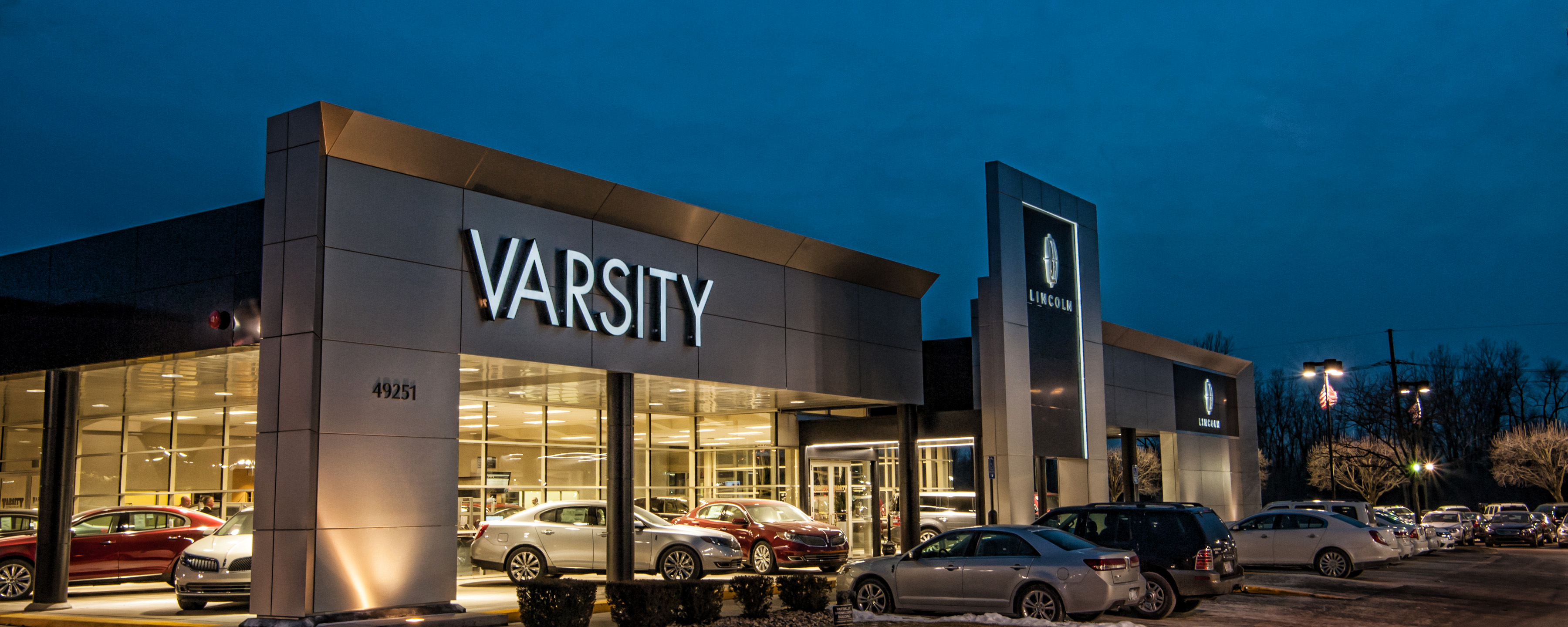 Varsity Lincoln in Novi, MI 48376
