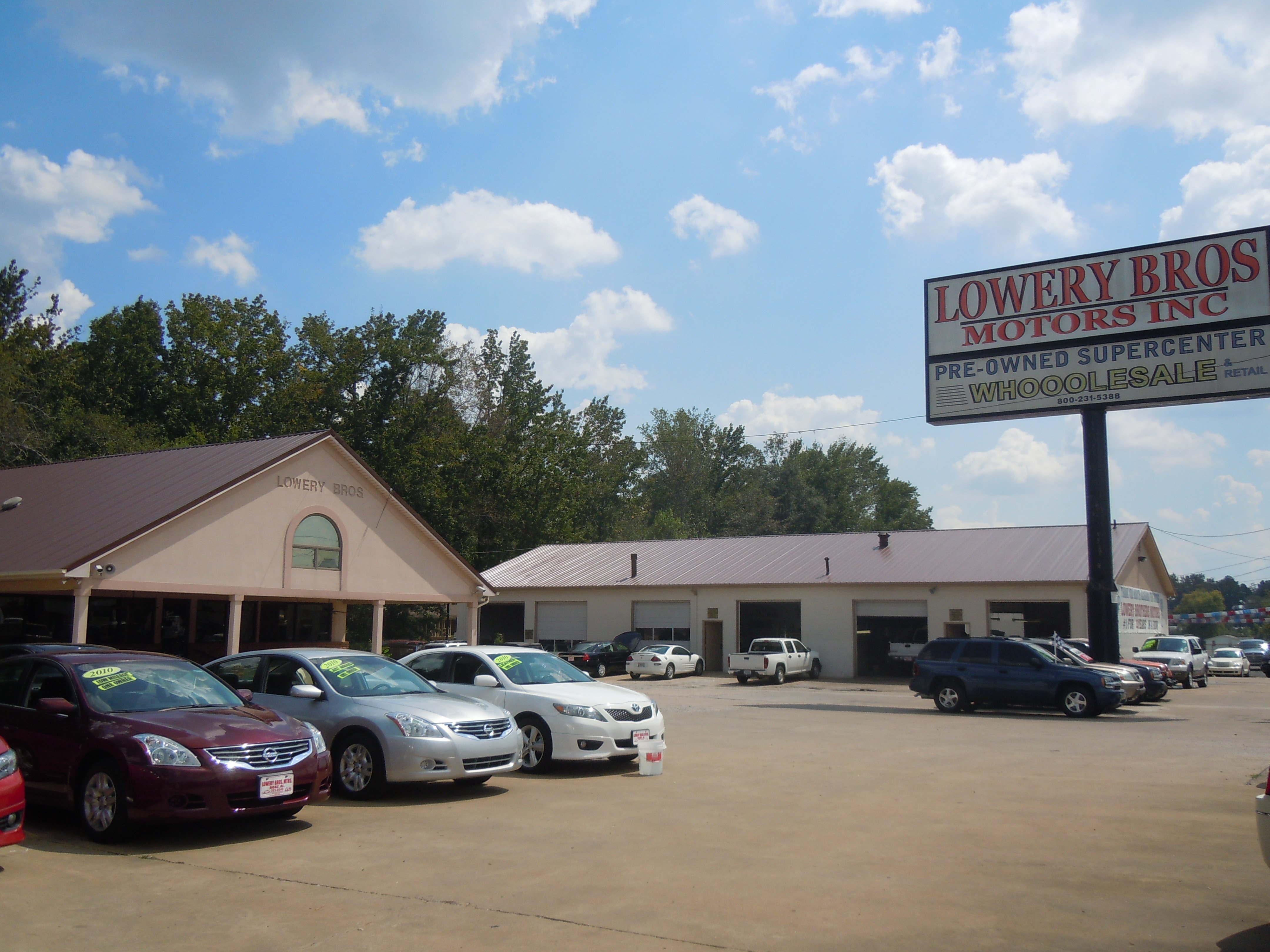 Lowery Brothers Motors, Inc. in Boaz, AL 35957