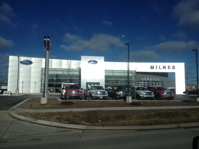 Milnes Ford in Lapeer, MI 48446