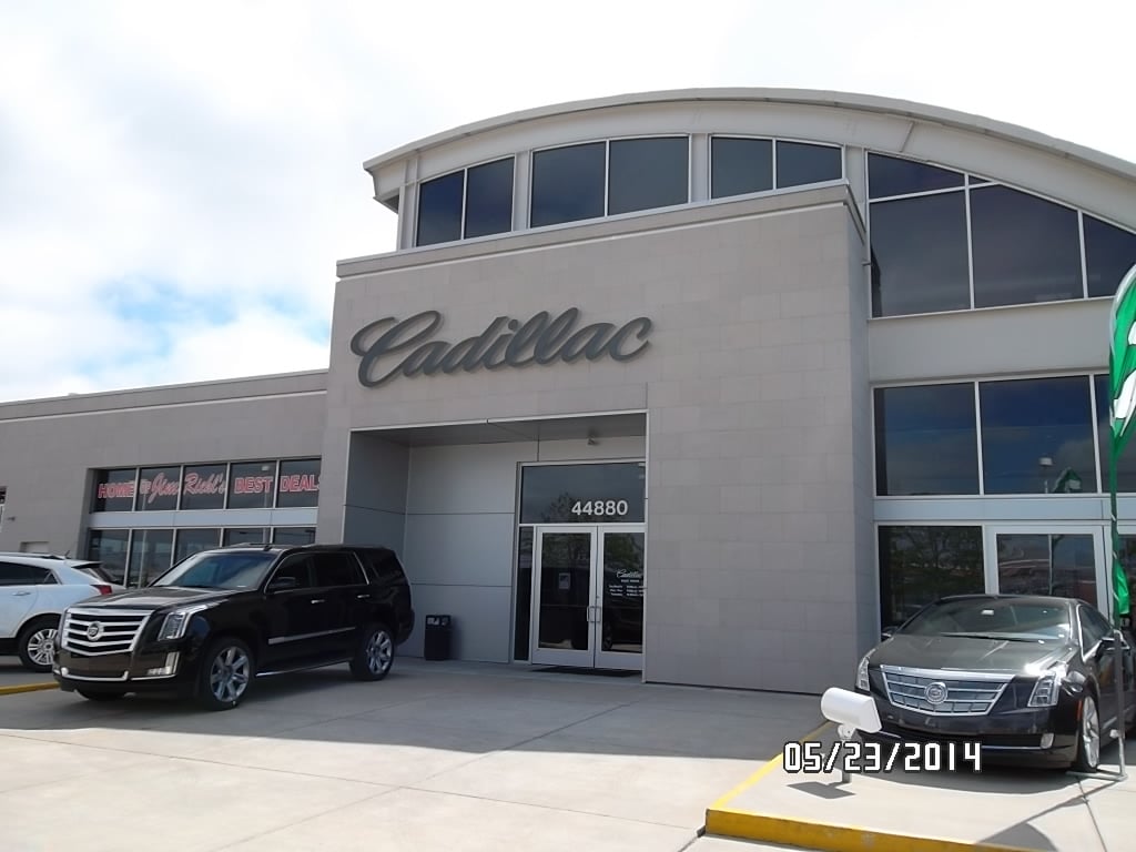 Jim Riehl's Friendly Cadillac Honda in Clinton, MI 48038