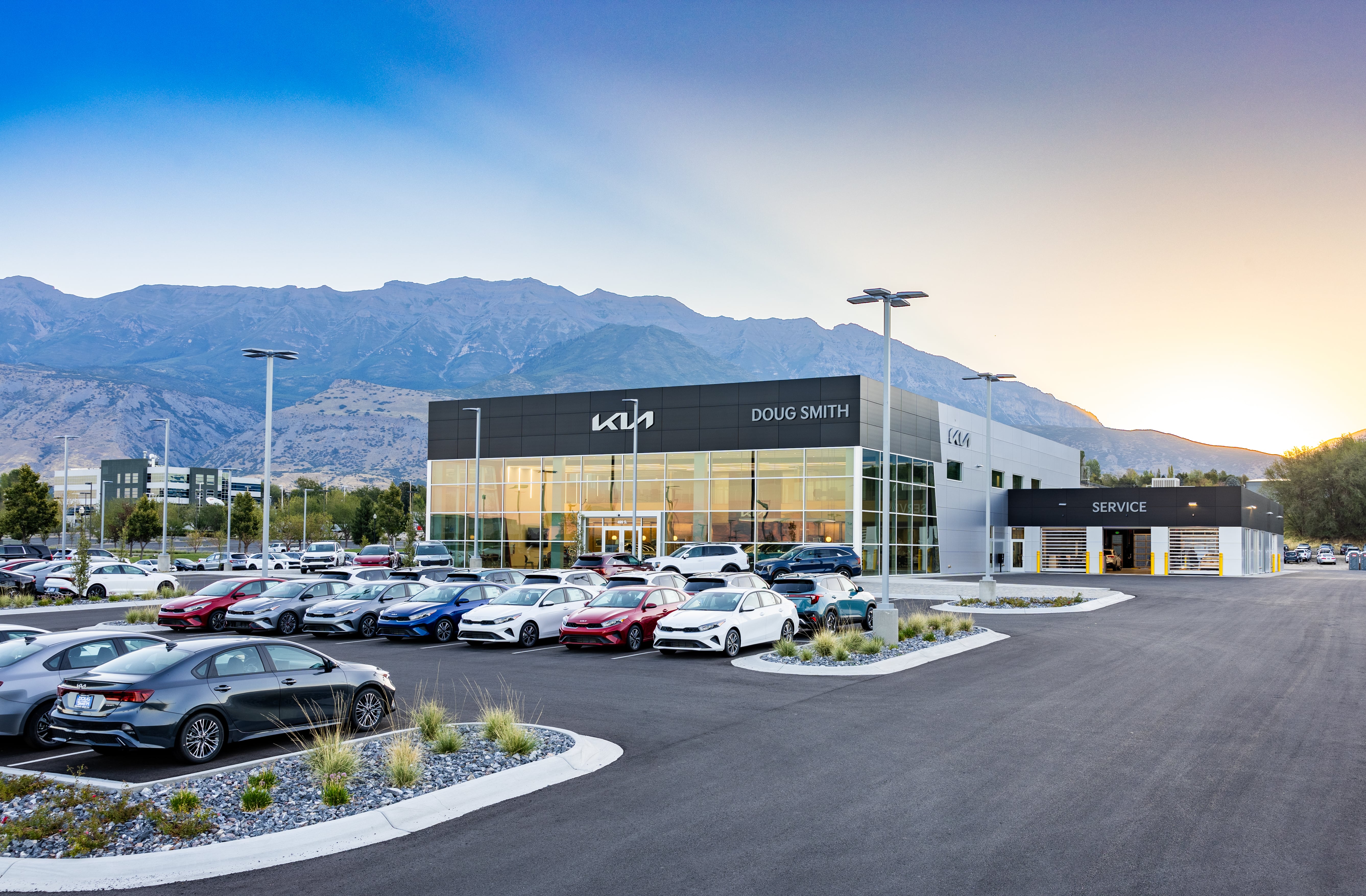 DOUG SMITH KIA in Lindon, UT 84042