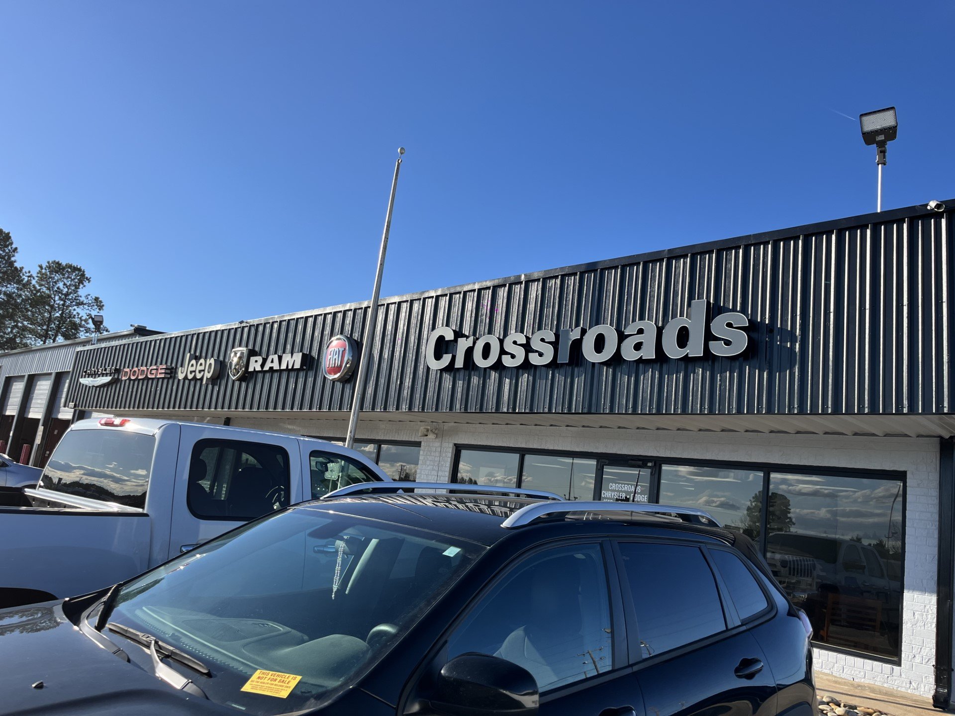 Crossroads Chrysler Dodge Jeep Ram of Henderson in Henderson, NC 27536