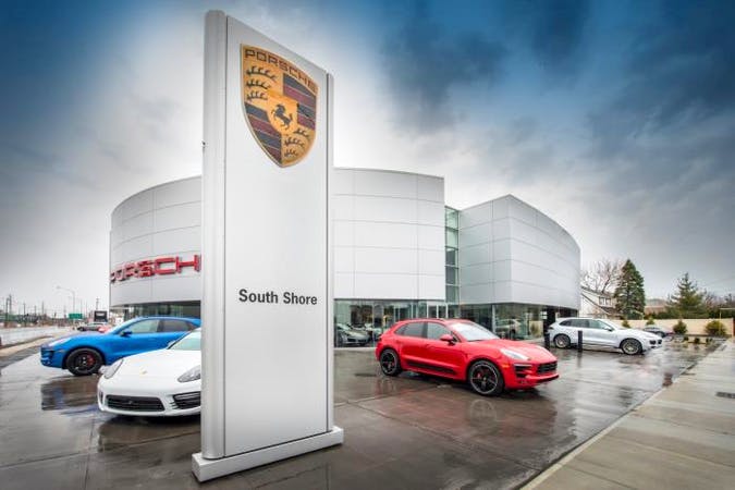 Porsche South Shore in Freeport, NY 11520