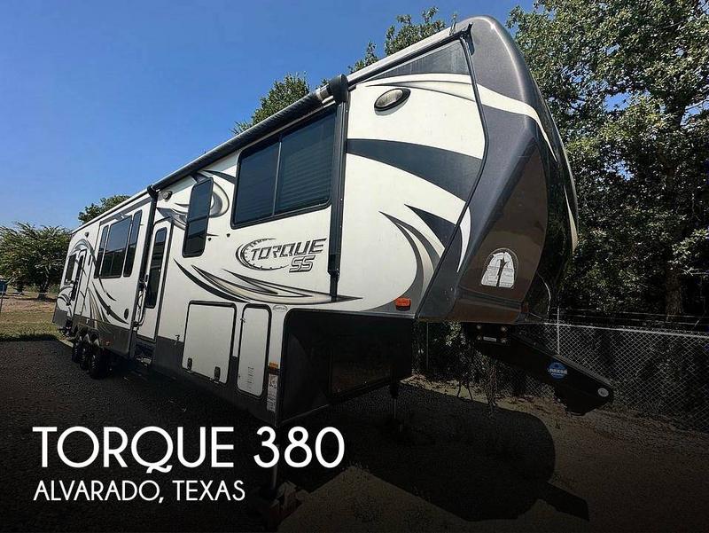 Heartland Torque 380 Fifth Wheel 2015 for Sale