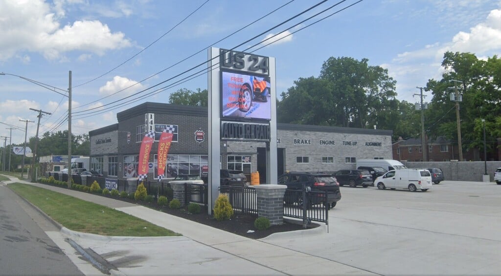 US 24 Auto Repair | Redford, MI 48239