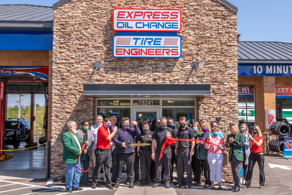 Express Oil Change & Tire Engineers - Olathe | Olathe, KS 66061